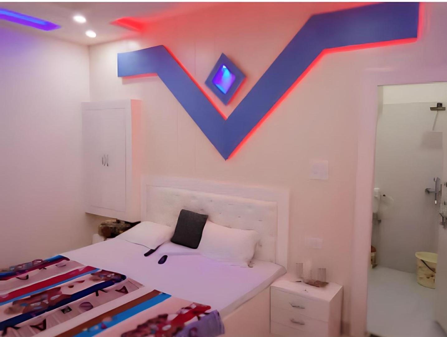Taj Square A Luxurious Family Homestay 아그라 외부 사진