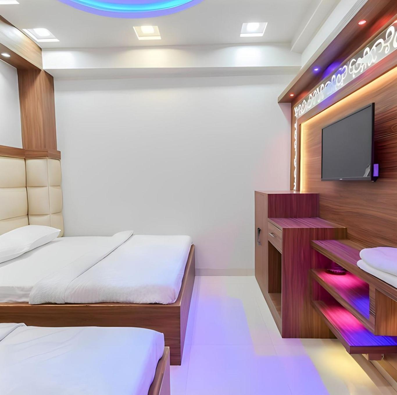 Taj Square A Luxurious Family Homestay 아그라 외부 사진