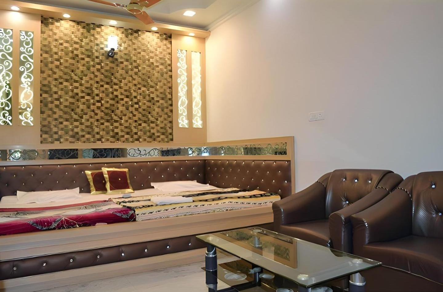 Taj Square A Luxurious Family Homestay 아그라 외부 사진
