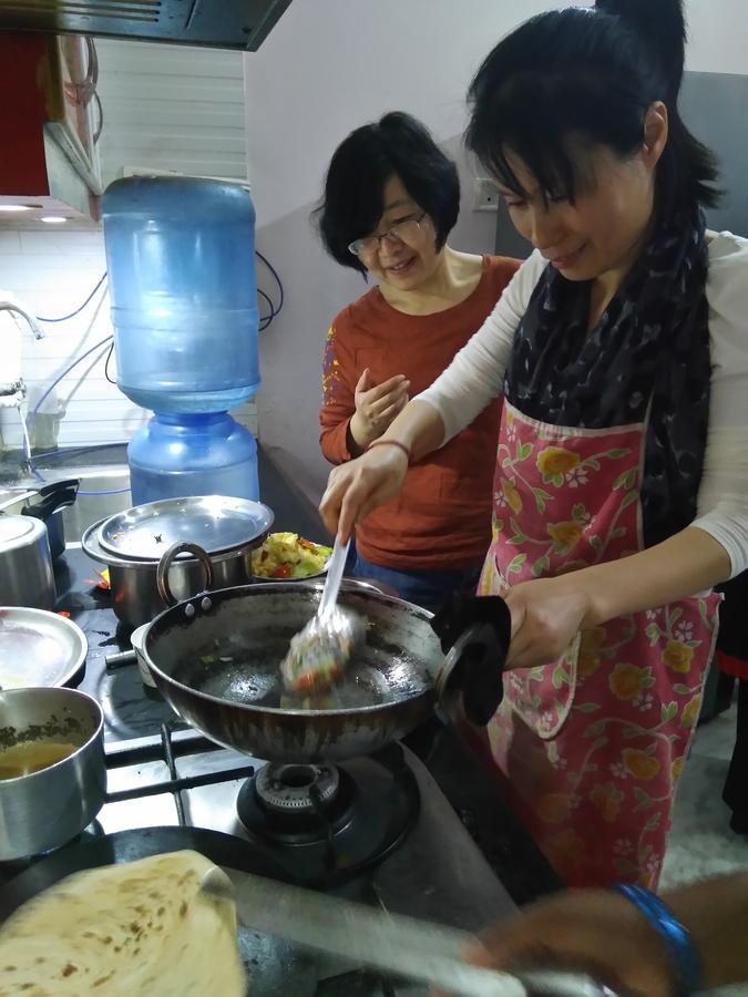 Taj Square A Luxurious Family Homestay 아그라 외부 사진