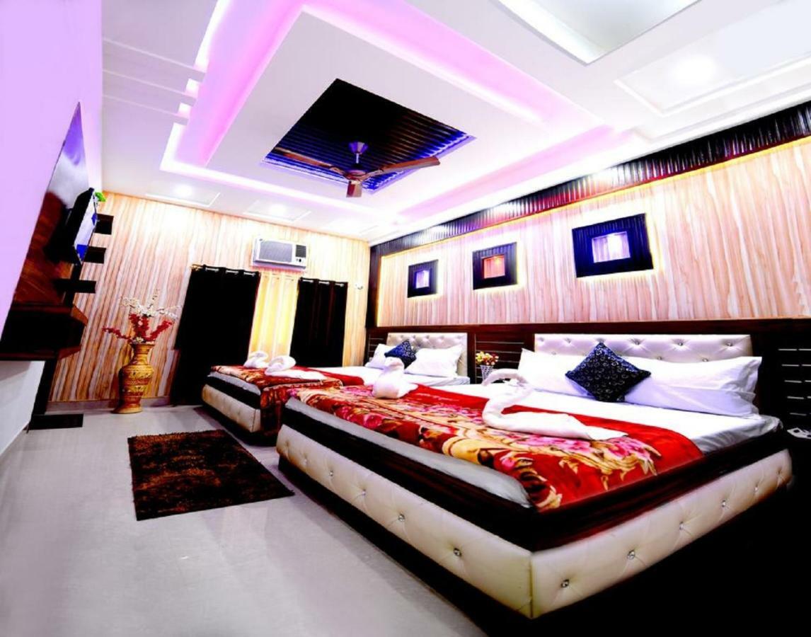 Taj Square A Luxurious Family Homestay 아그라 외부 사진
